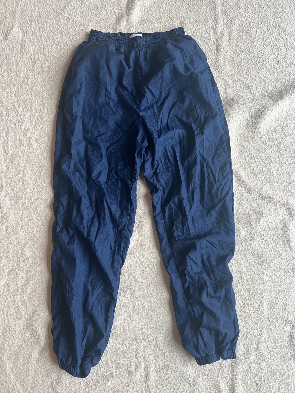 VTG Reebok Navy Blue Nylon Track Pants Windpants Zipper Ankle Lined Medium